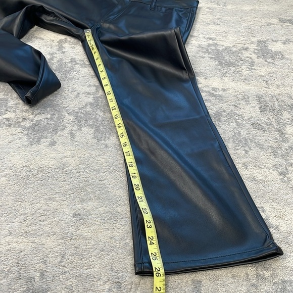 New Joes Jeans Vegan Faux Leather Flared Pants Crop Bootcut Mid Rise Sz 29 - Picture 10 of 11